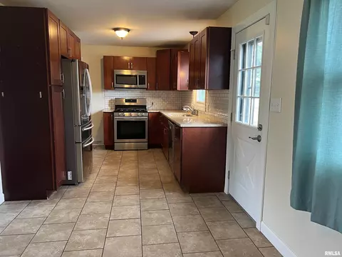 1302 Maple Ave, Macomb, IL 61455 photo 18