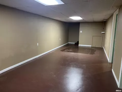1302 Maple Ave, Macomb, IL 61455 photo 34