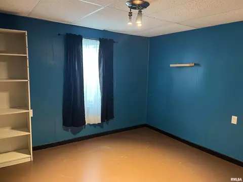 1302 Maple Ave, Macomb, IL 61455 photo 30