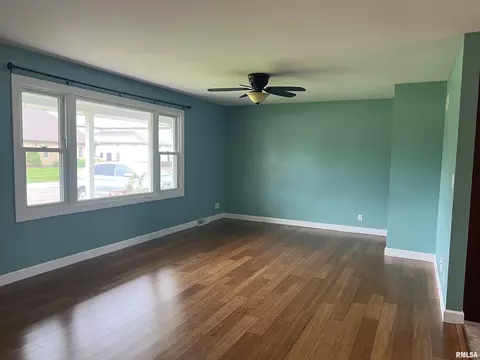 1302 Maple Ave, Macomb, IL 61455 photo 13