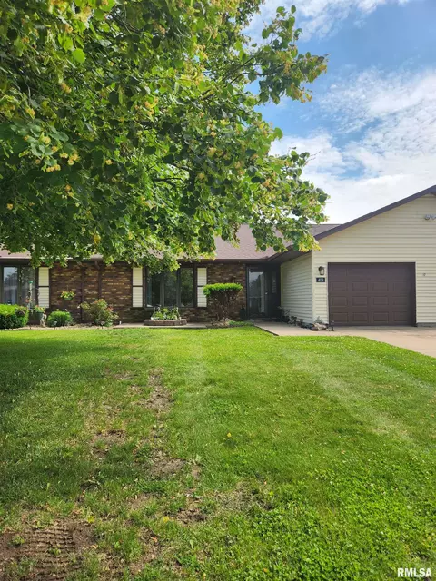Exterior - 409 Evergreen Dr, Macomb, IL 61455 photo 1 of 1