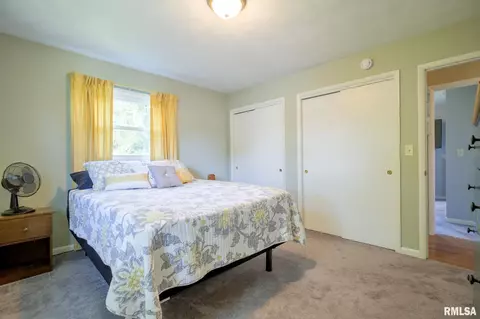 Bedroom - 214 Castle Dr, Dunlap, IL 61525 photo 10 of 12