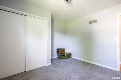 Bedroom - 214 Castle Dr, Dunlap, IL 61525 photo 2 of 12