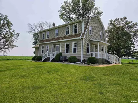 16754 County Road 2800 E, Forest City, IL 61532