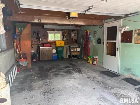 Exterior - 218 W Kurlene Dr, Macomb, IL 61455 photo 2 of 7