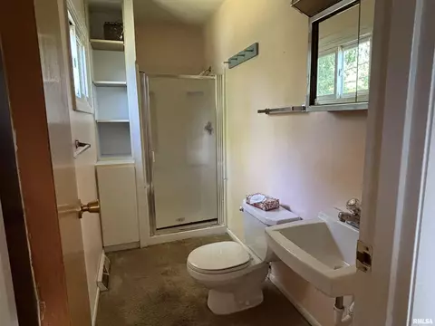 Bath - 218 W Kurlene Dr, Macomb, IL 61455 photo 2 of 2