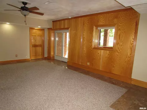 Living - 820 Belsly Way, Metamora, IL 61548 photo 7 of 7
