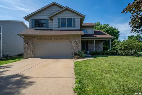 125 Prairieview Dr, East Peoria, IL 61611