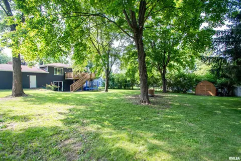 324 Pinecrest Dr, Germantown Hills, IL 61548 photo 44
