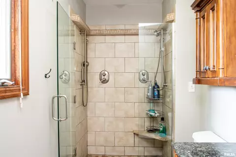 324 Pinecrest Dr, Germantown Hills, IL 61548 photo 21