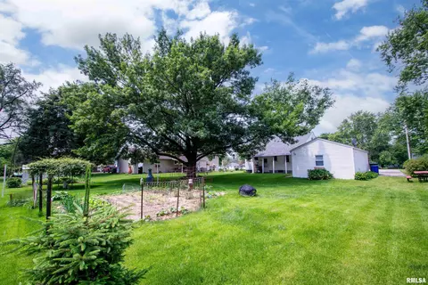 202 Esser St, Washington, IL 61571 photo 34