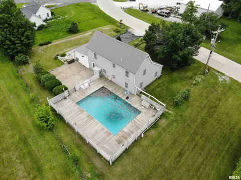 70 Constitution Rd, Colchester, IL 62326