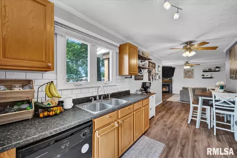 Kitchen - 301 Devonshire Rd, Washington, IL 61571 photo 2 of 2