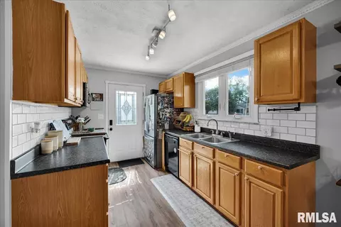Kitchen - 301 Devonshire Rd, Washington, IL 61571 photo 1 of 2