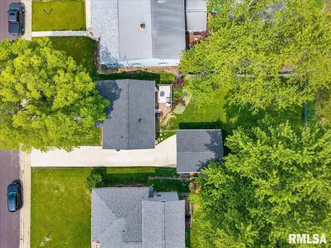View/Area - 301 Devonshire Rd, Washington, IL 61571 photo 7 of 7