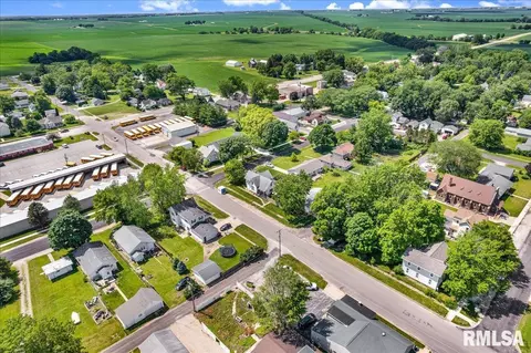 View/Area - 203 E Pine St, Dunlap, IL 61525 photo 6 of 14
