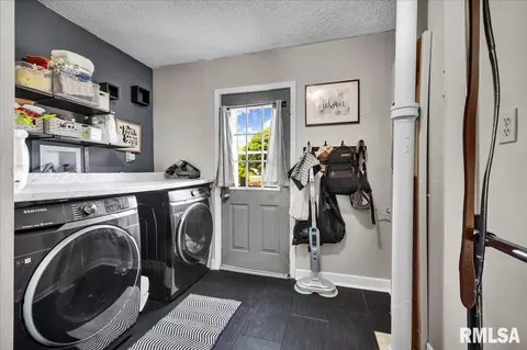 Other - 203 E Pine St, Dunlap, IL 61525 photo 7 of 9
