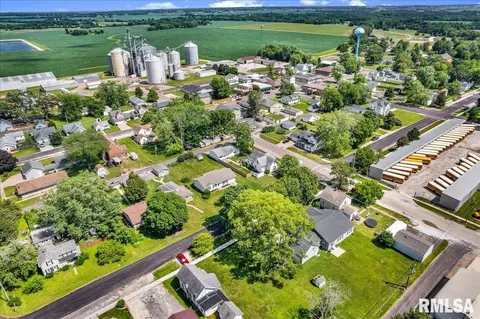 View/Area - 203 E Pine St, Dunlap, IL 61525 photo 3 of 14