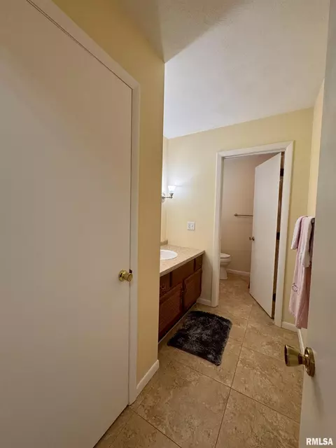 Bath - 15 Elmo Dr, Macomb, IL 61455 photo 1 of 5