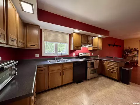 Kitchen - 15 Elmo Dr, Macomb, IL 61455 photo 1 of 5