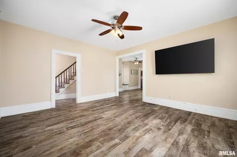 Living - 411 E 3rd St, Delavan, IL 61734 photo 2 of 2