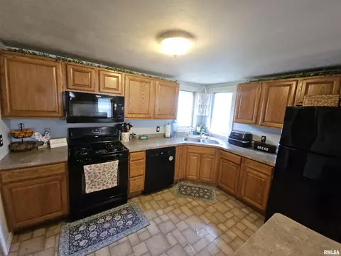 75 W 5th St, El Paso, IL 61738 photo 21