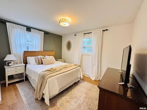 Bedroom - 702 S Pearl St, Macomb, IL 61455 photo 1 of 5