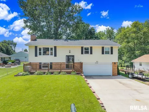 5026 W Lauder Ct, Bartonville, IL 61607