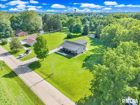View/Area - 1208 S Adams Rd, Eureka, IL 61530 photo 2 of 11