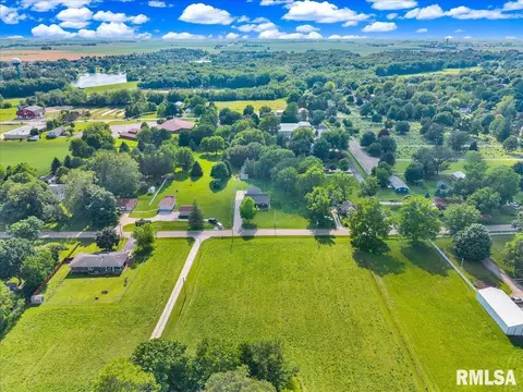 View/Area - 1208 S Adams Rd, Eureka, IL 61530 photo 6 of 11