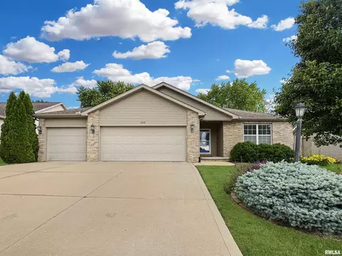 153 Tuscany Ct, Morton, IL 61550