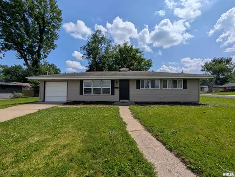 2608 W Westminister Ave, Peoria, IL 61614