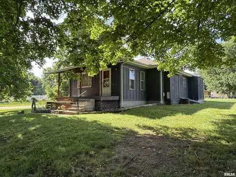 473 W Olive St, Canton, IL 61520