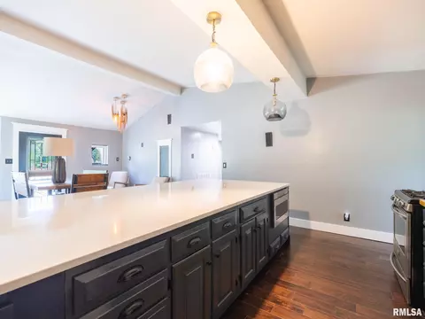 Kitchen - 6635 W Wheeler Rd, Mapleton, IL 61547 photo 4 of 7