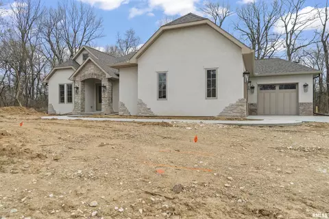 6604 W Stonebrook Dr, Edwards, IL 61528