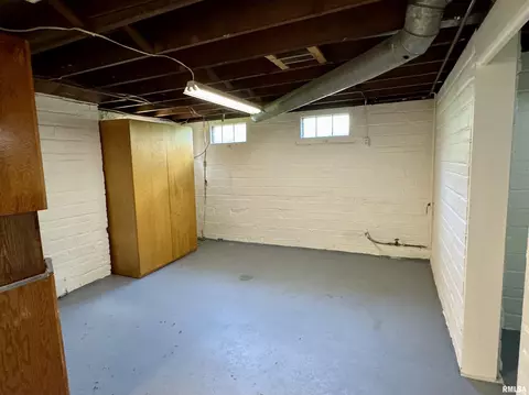 Other - 601 Compton Pkwy, Macomb, IL 61455 photo 9 of 13