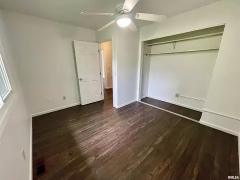 Bedroom - 15 Cedar Dr, Macomb, IL 61455 photo 2 of 6