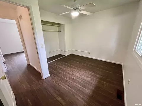 Bedroom - 15 Cedar Dr, Macomb, IL 61455 photo 1 of 6