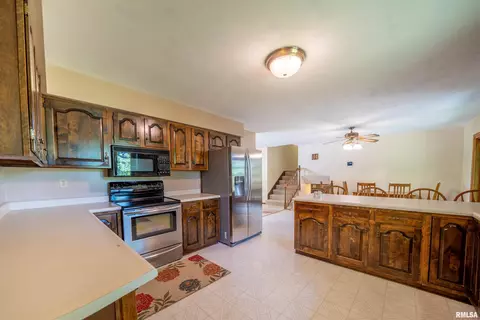 Kitchen - 219 Town Hall Rd, Metamora, IL 61548 photo 3 of 6