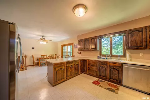 Kitchen - 219 Town Hall Rd, Metamora, IL 61548 photo 4 of 6