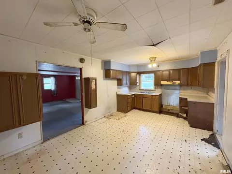 210 Murphy Ln, Metamora, IL 61548 photo 9