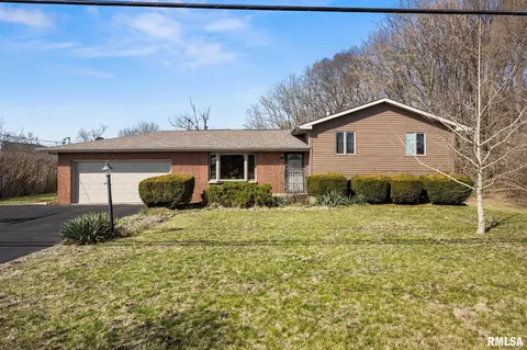 117 Arnold Rd, East Peoria, IL 61611