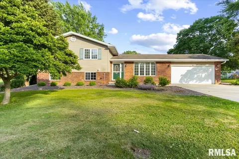 148 Dutch Ln, Metamora, IL 61548