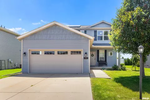 1604 Savile Ln, Washington, IL 61571