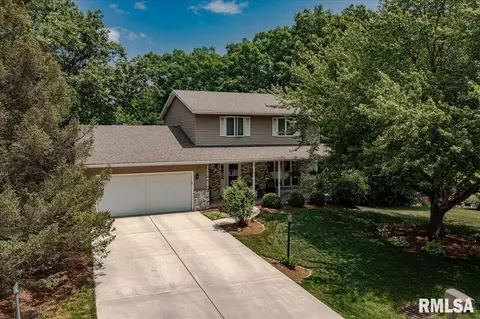 105 Apple Dr, Metamora, IL 61548