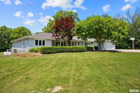 22475 N Main St, Morton, IL 61550