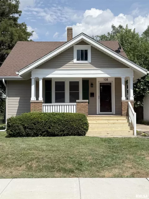108 N Bergan Ave, West Peoria, IL 61604