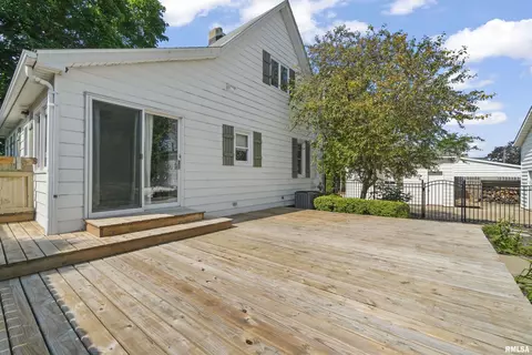 108 E Kauffman St, Congerville, IL 61729 photo 5