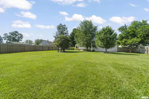 108 E Kauffman St, Congerville, IL 61729 photo 9