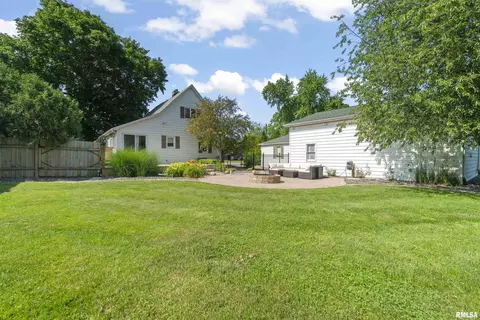 108 E Kauffman St, Congerville, IL 61729 photo 8